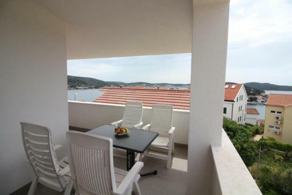 Apartamento Mara Rogoznica  Exterior foto