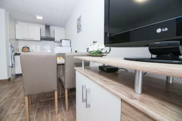 Apartamento Mara Rogoznica  Exterior foto